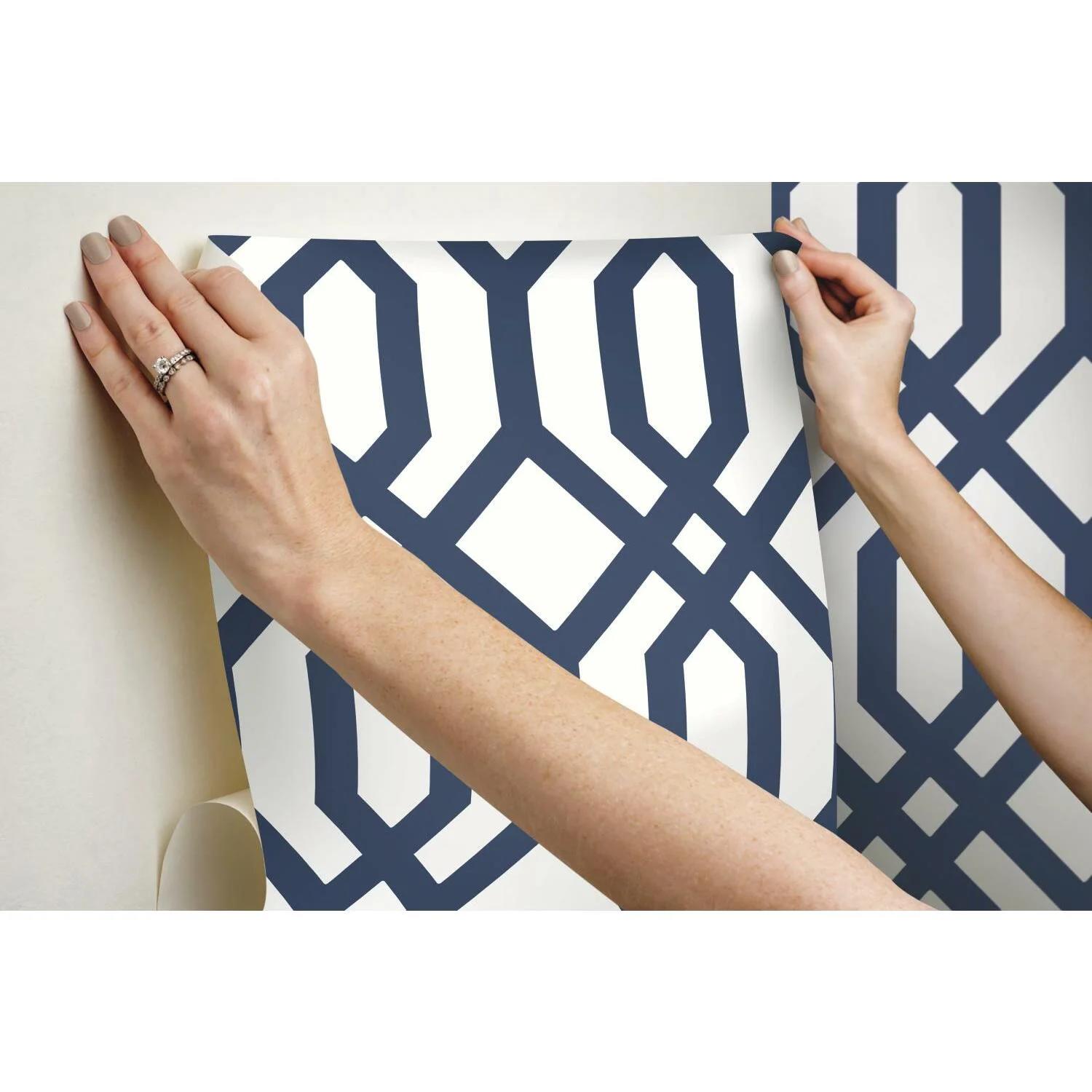Mckamey Peel and Stick Geometric Wallpaper thumbnail 4