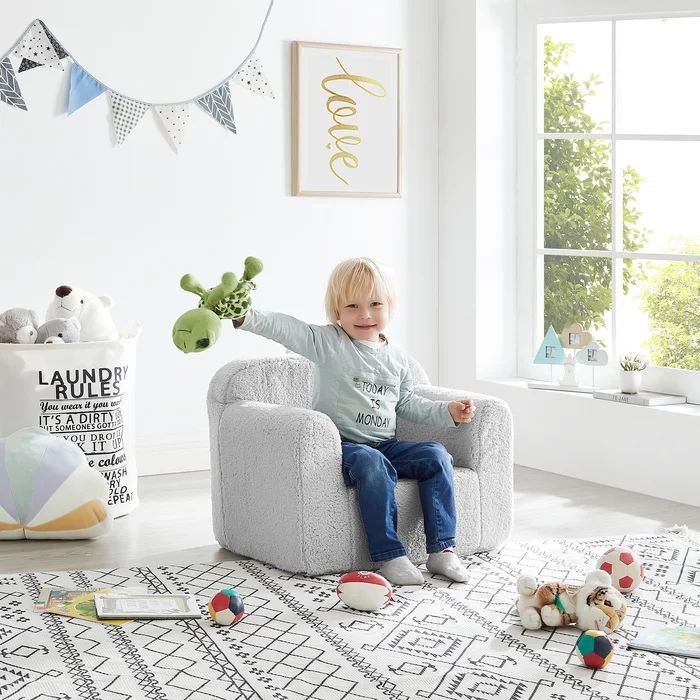 Alexia Kids Club Chair thumbnail 3