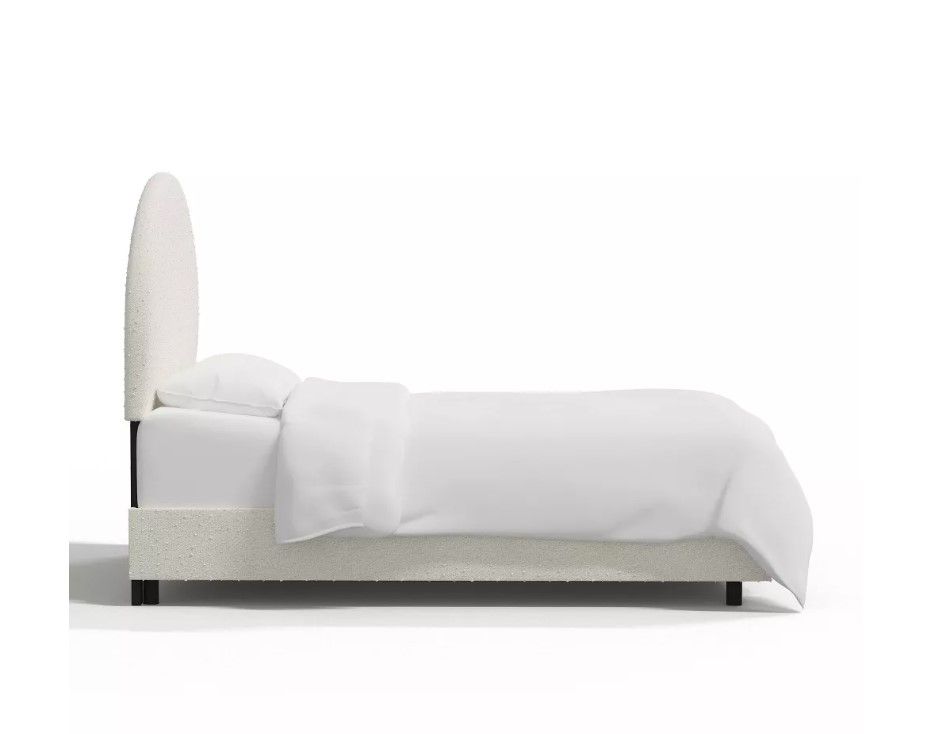Vivian Upholstered Bed King thumbnail 3
