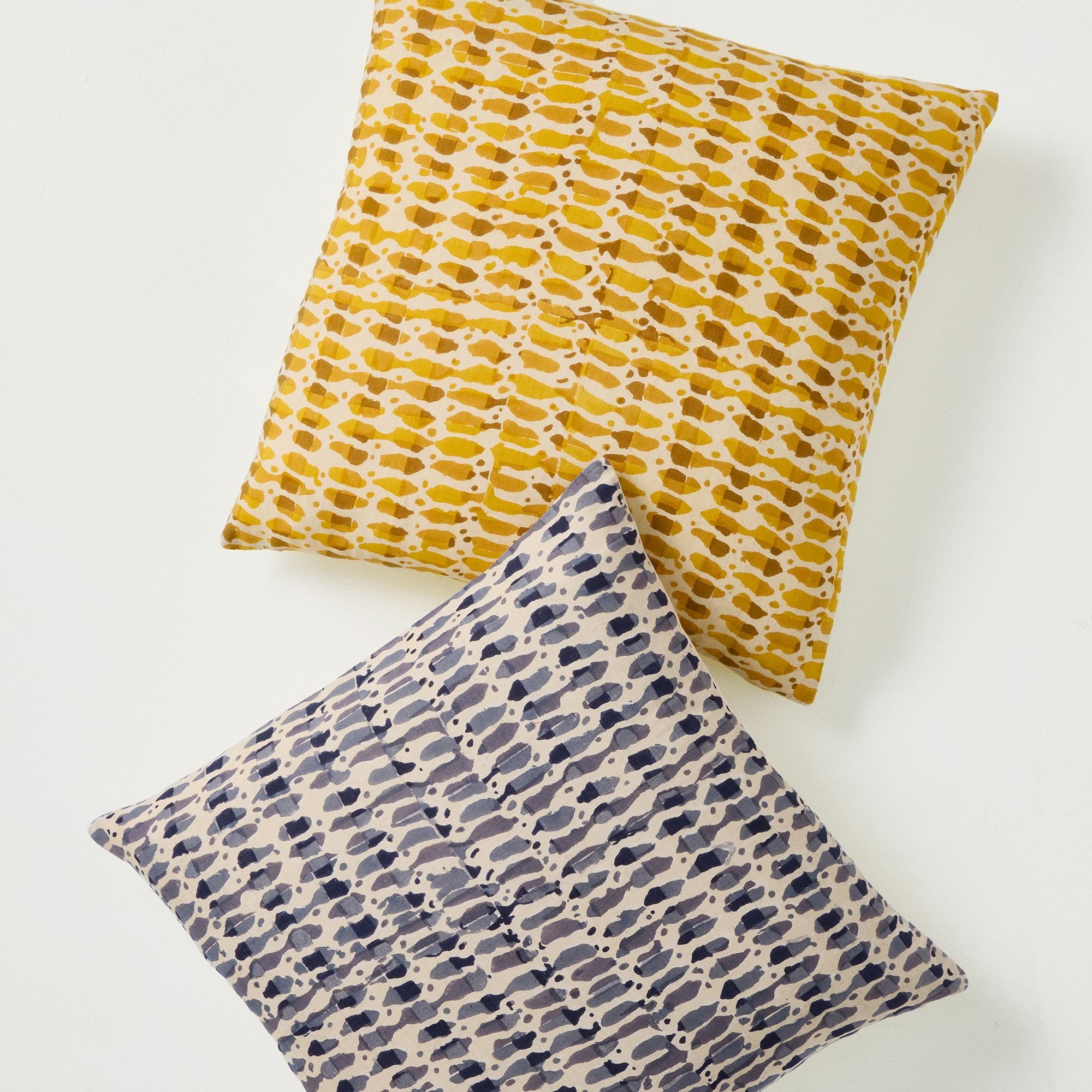Happy Wave Pillow Cover 20x20 thumbnail 2