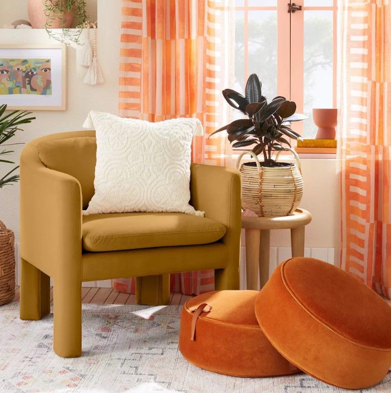 Linaria Fully Upholstered Velvet Accent Chair thumbnail 2