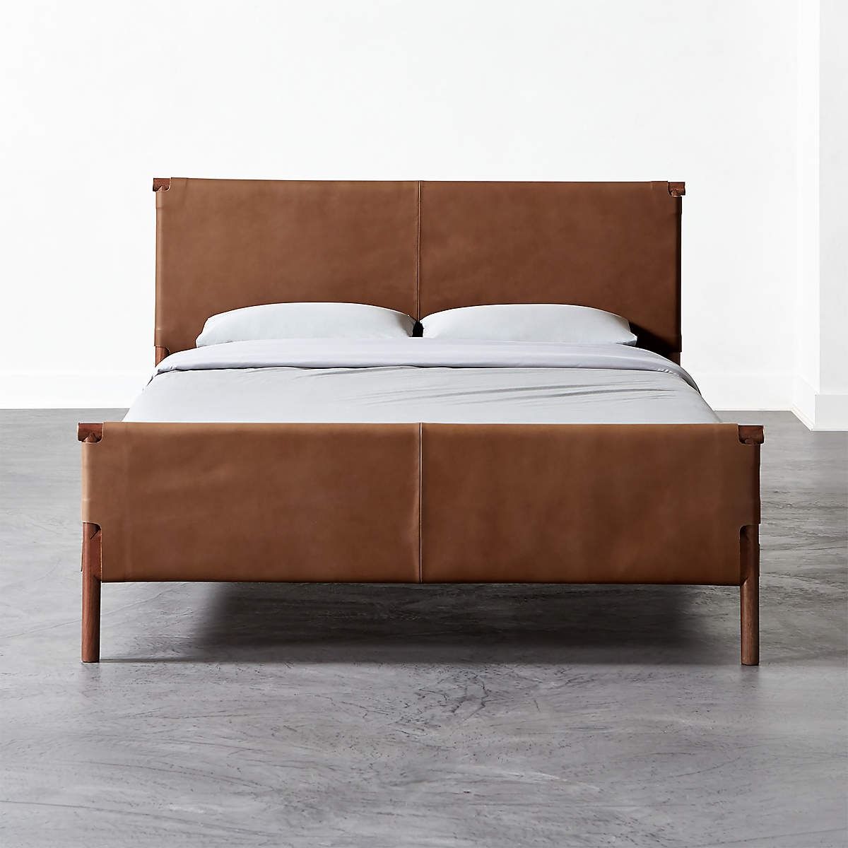 CURATOR KING LEATHER BED thumbnail 3