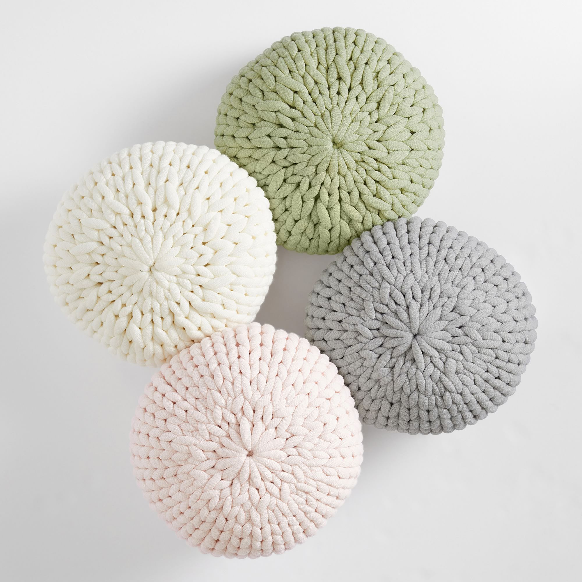 Round Chunky Knit Pillow thumbnail 2