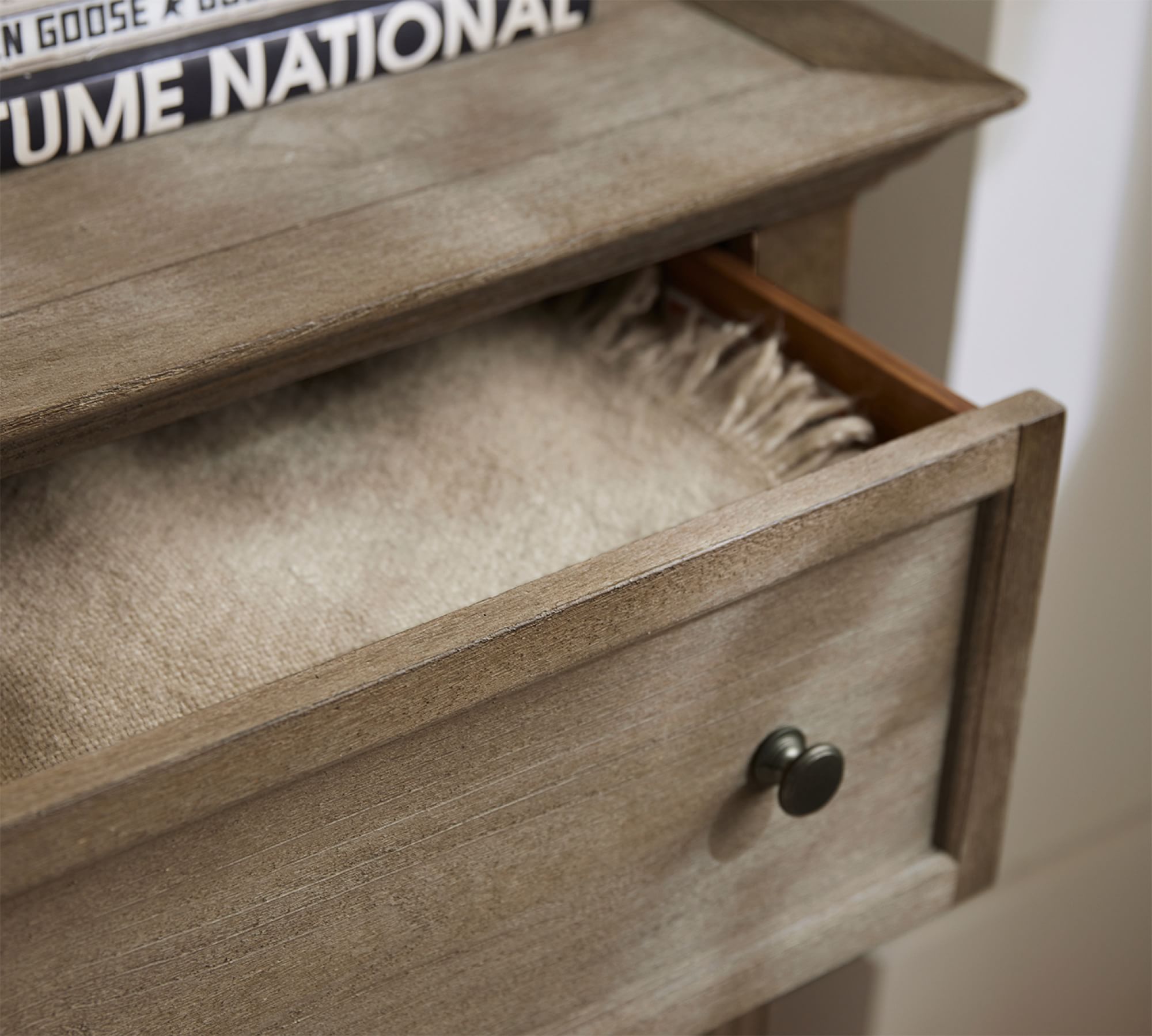 Livingston 3 Drawer Dresser thumbnail 7