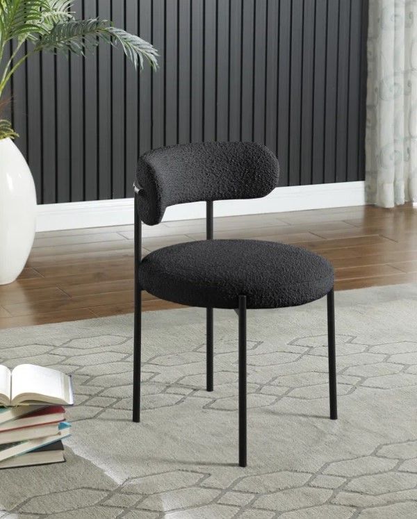 Side Chair Set of 2 thumbnail 2