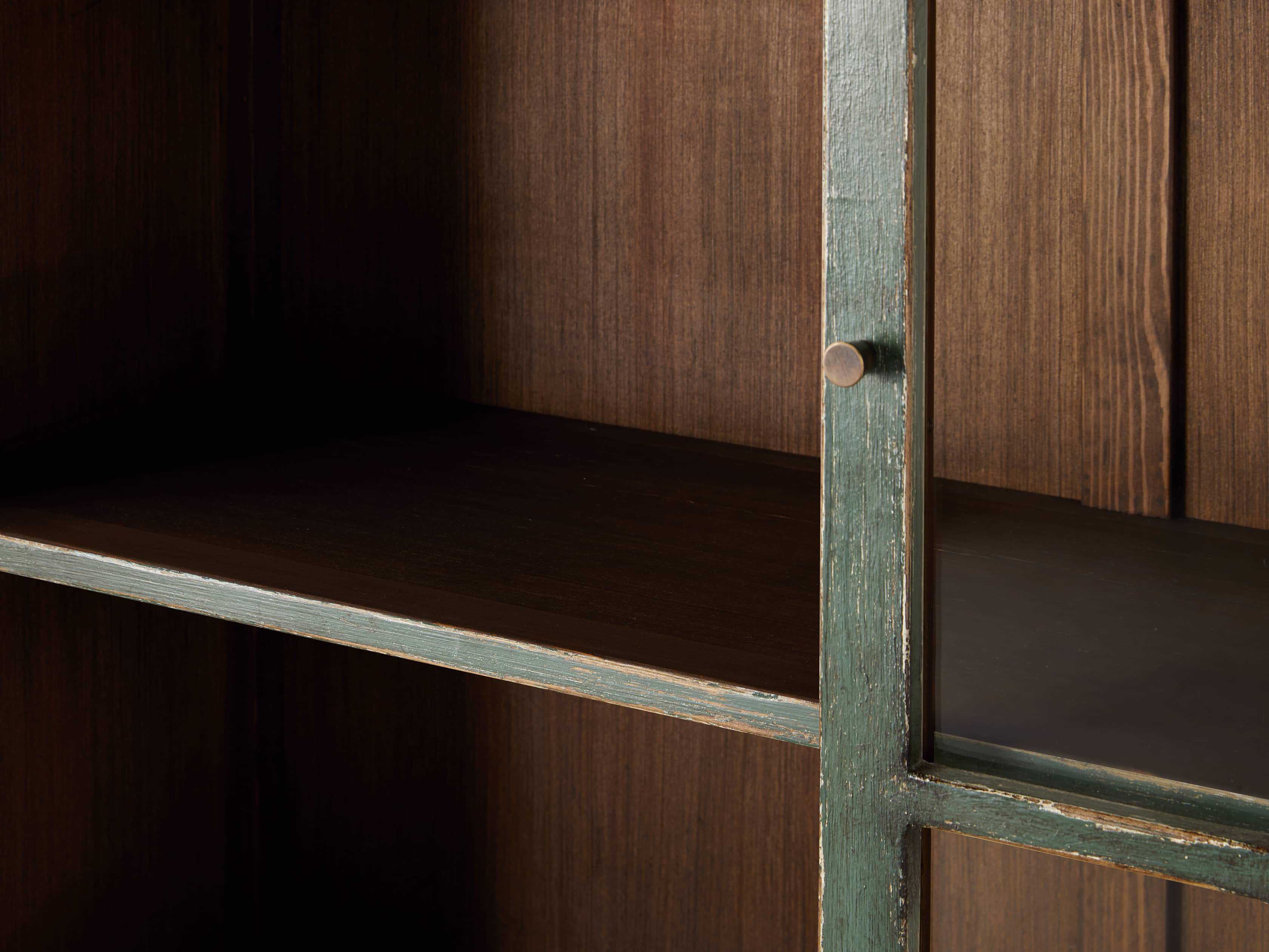 Merritt Cabinet thumbnail 3