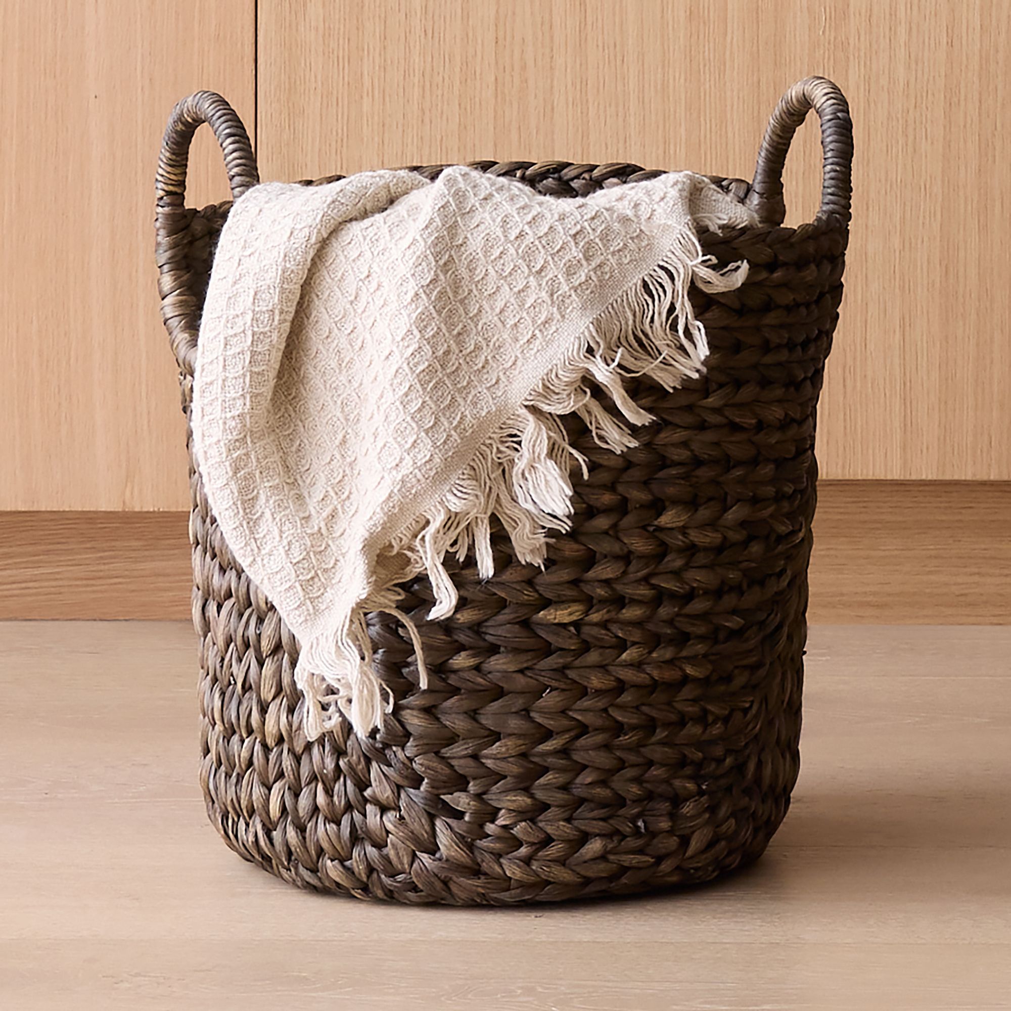 Round Handle Basket thumbnail 2