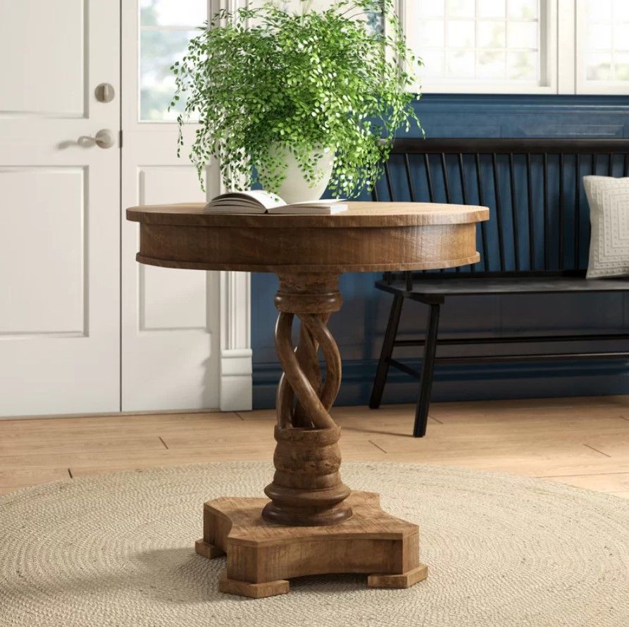 Sia End Table thumbnail 2