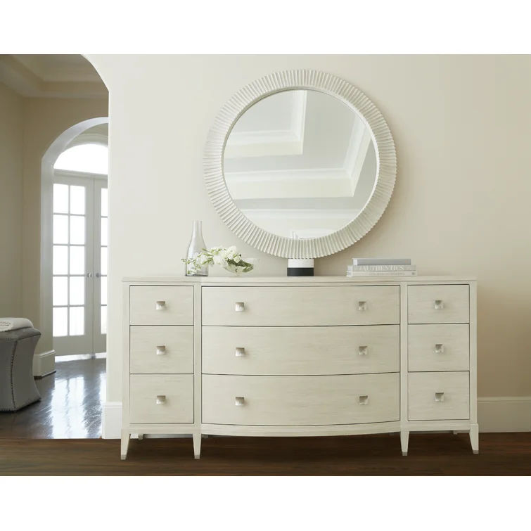 East Hampton 9 - Drawer Dresser thumbnail 3