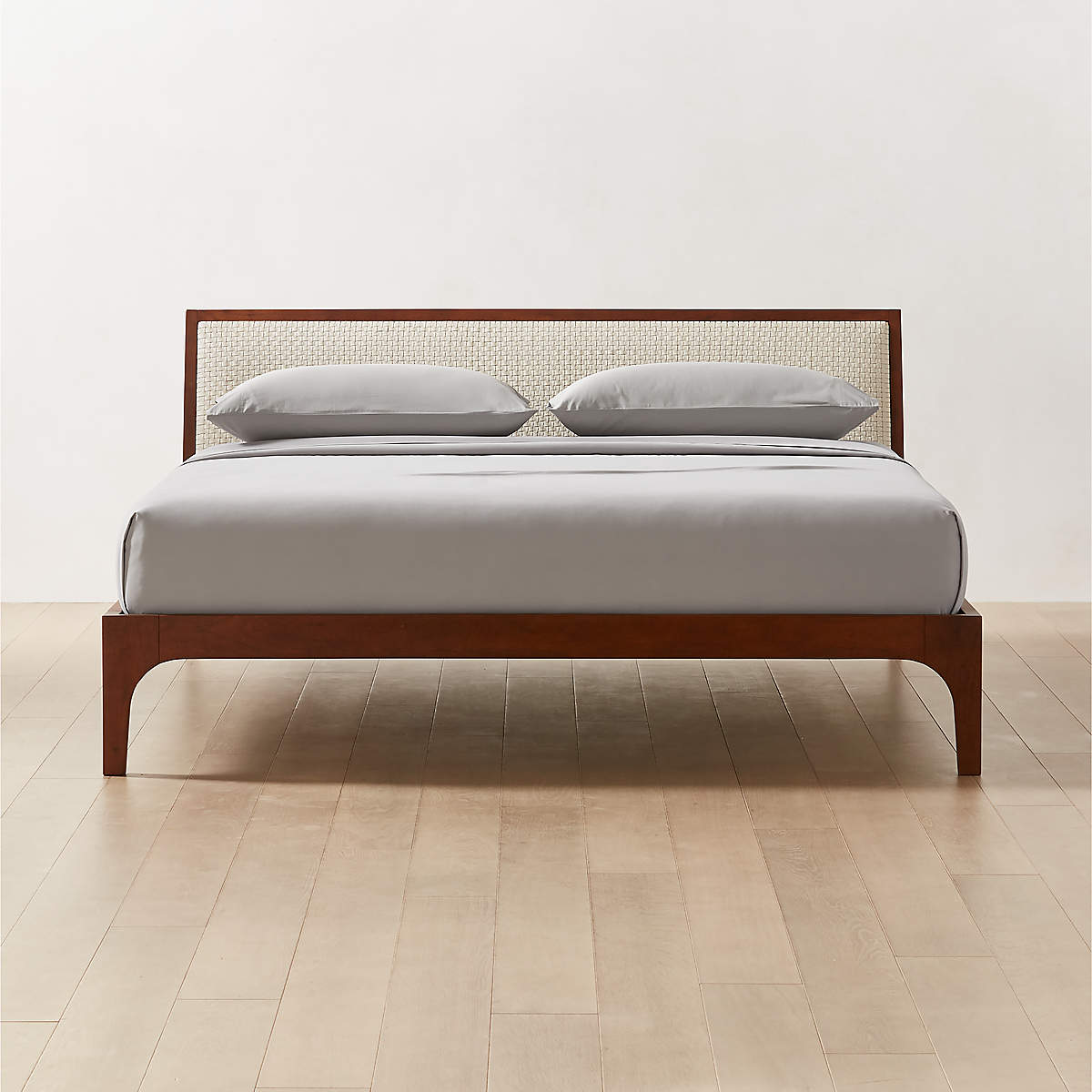 PIETRO WOVEN IVORY LEATHER KING BED thumbnail 2
