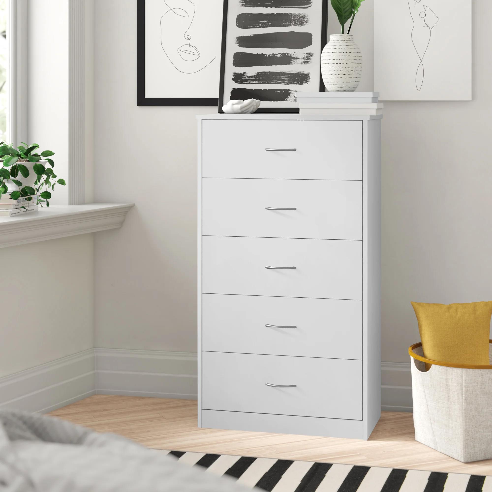 Grantville 5 Drawer Dresser thumbnail 2