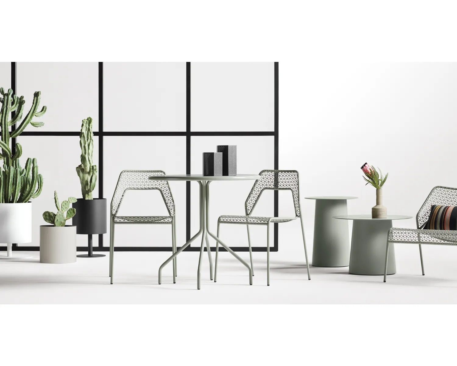 Circula Tall Side Table thumbnail 2