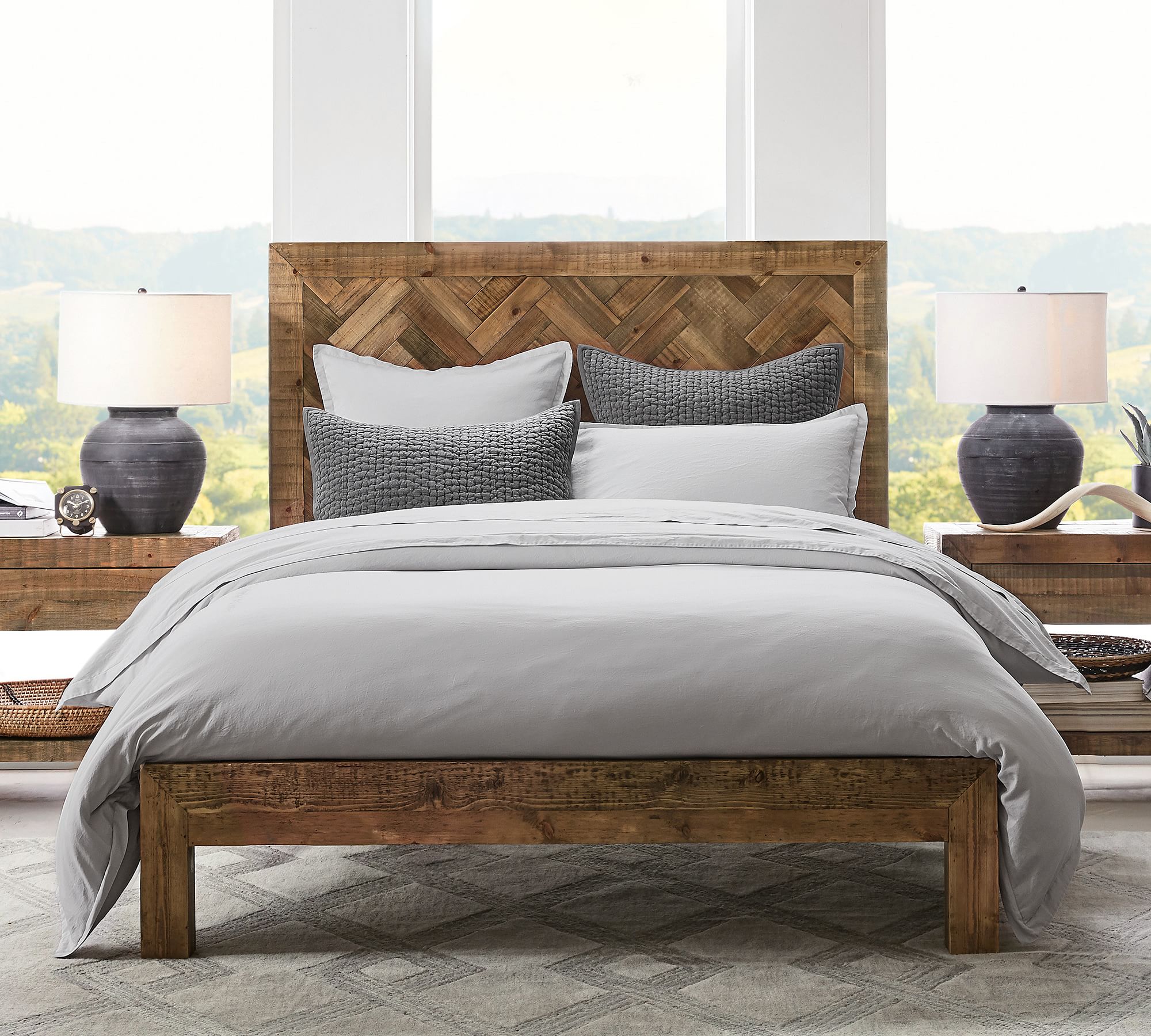 Hensley Reclaimed Wood Platform Bed thumbnail 2