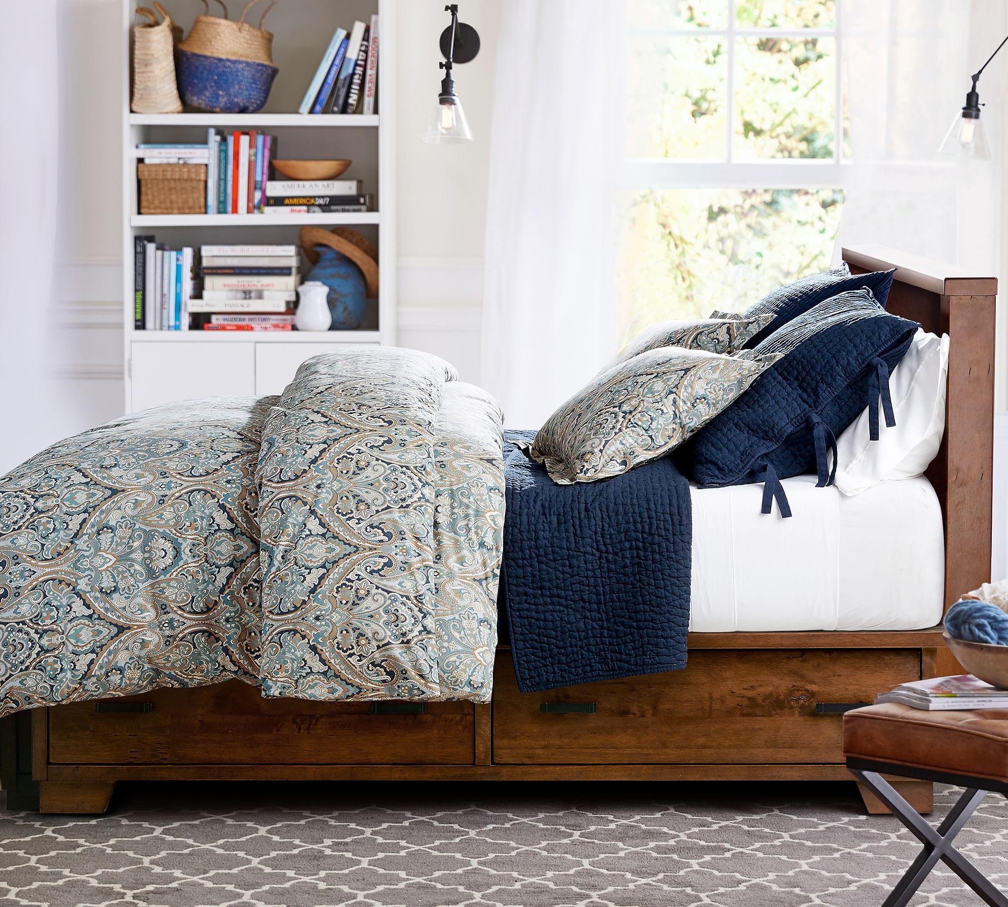 Mackenna Paisley Organic Percale Duvet Cover-Queen thumbnail 4