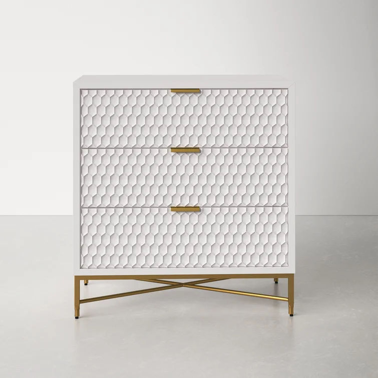 Capra 3 Drawer 32" W Chest thumbnail 2