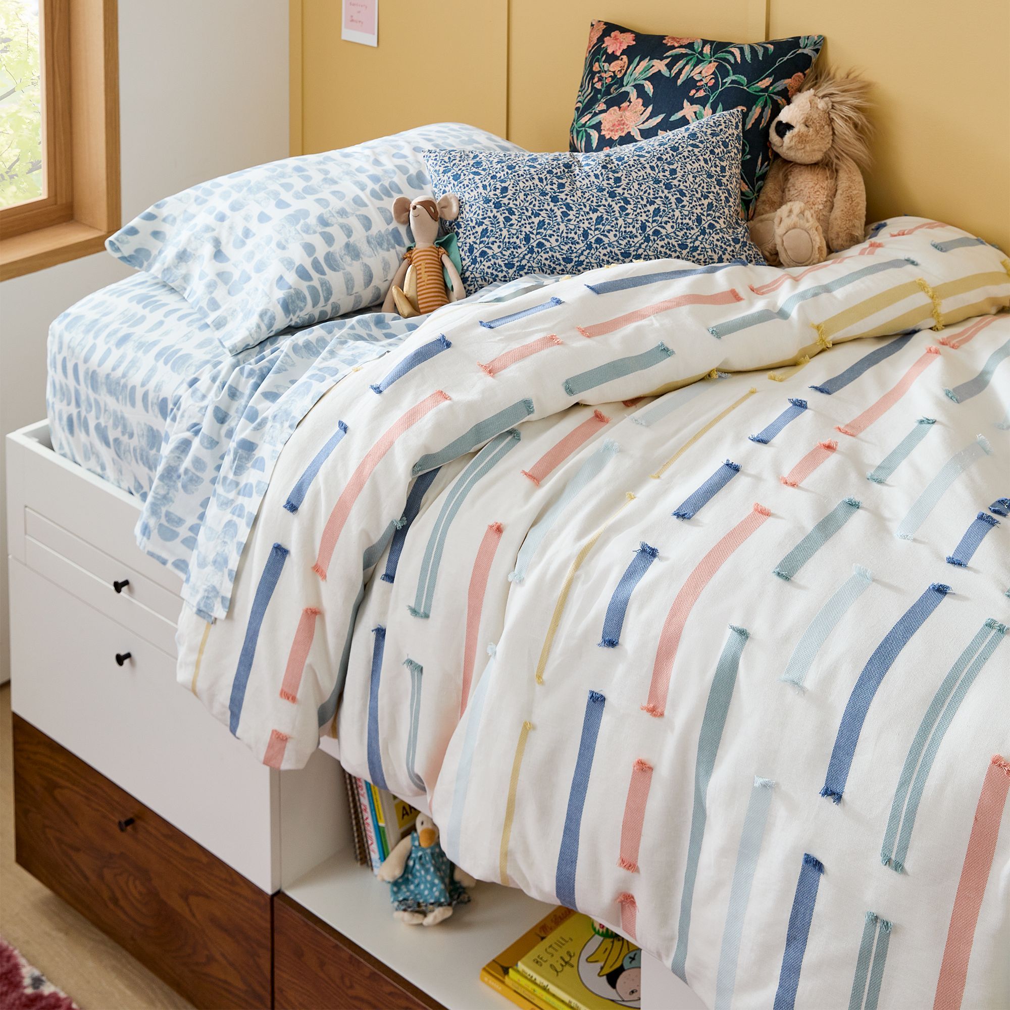 Stripe Clipped Jacquard Duvet Cover Queen thumbnail 2