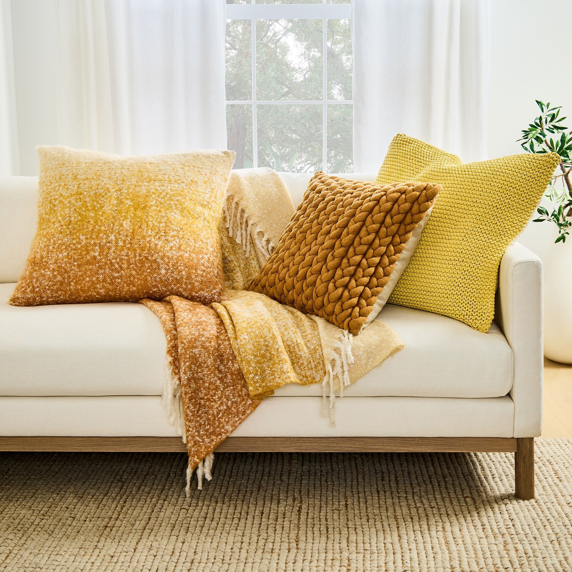 Braided Jersey Pillow Cover 20"x20" thumbnail 2