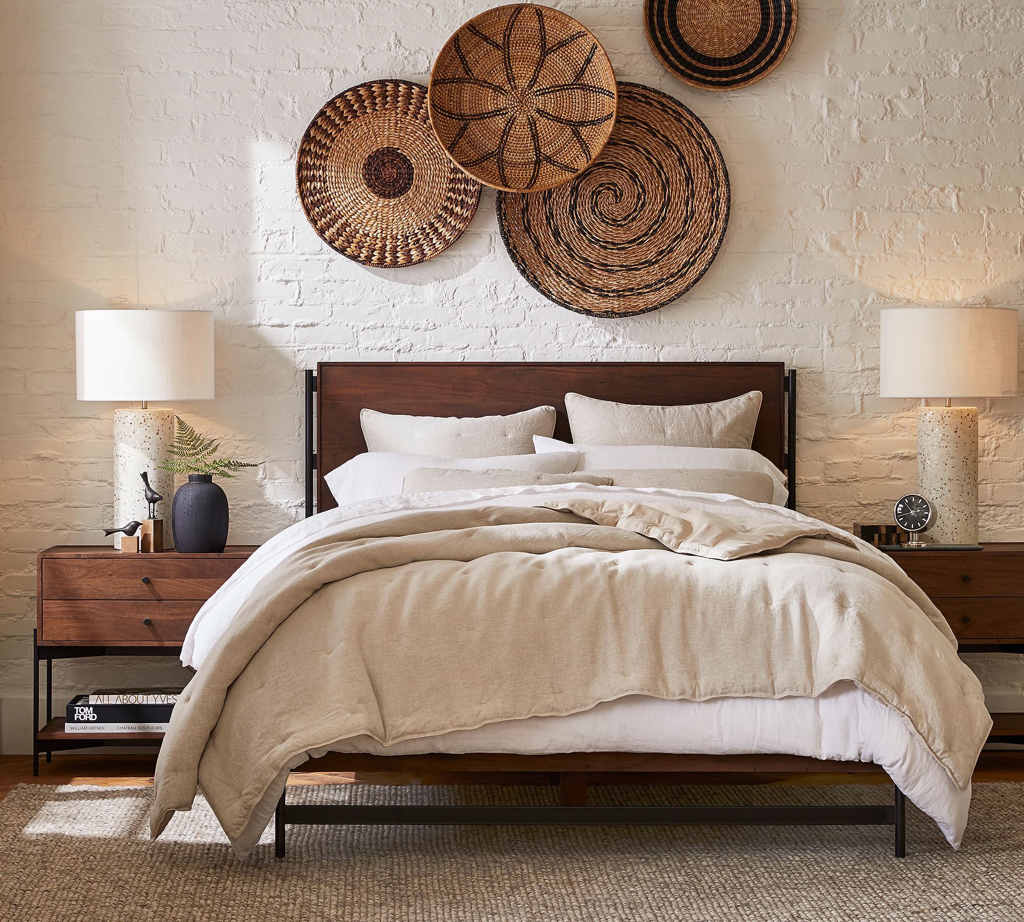 Warren Platform Bed thumbnail 2