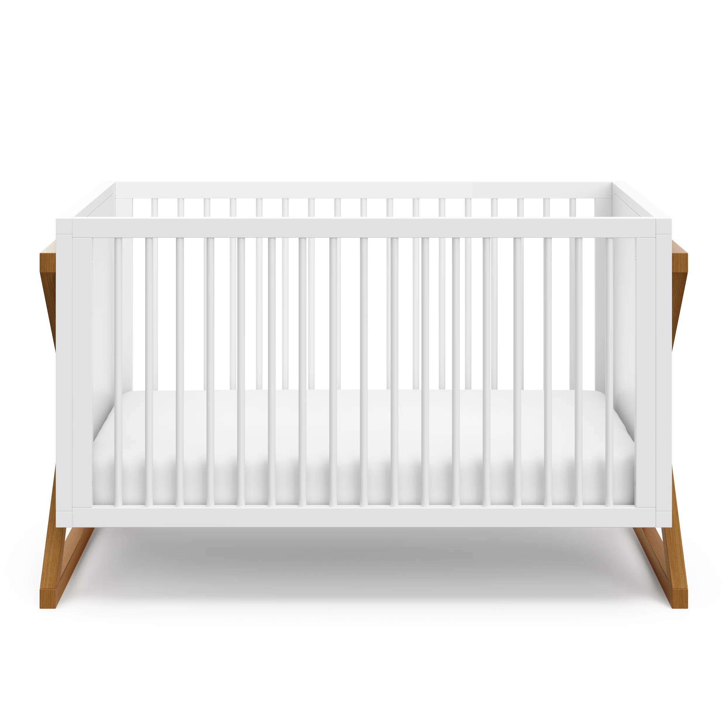 Equinox 3-in-1 Convertible Crib thumbnail 3
