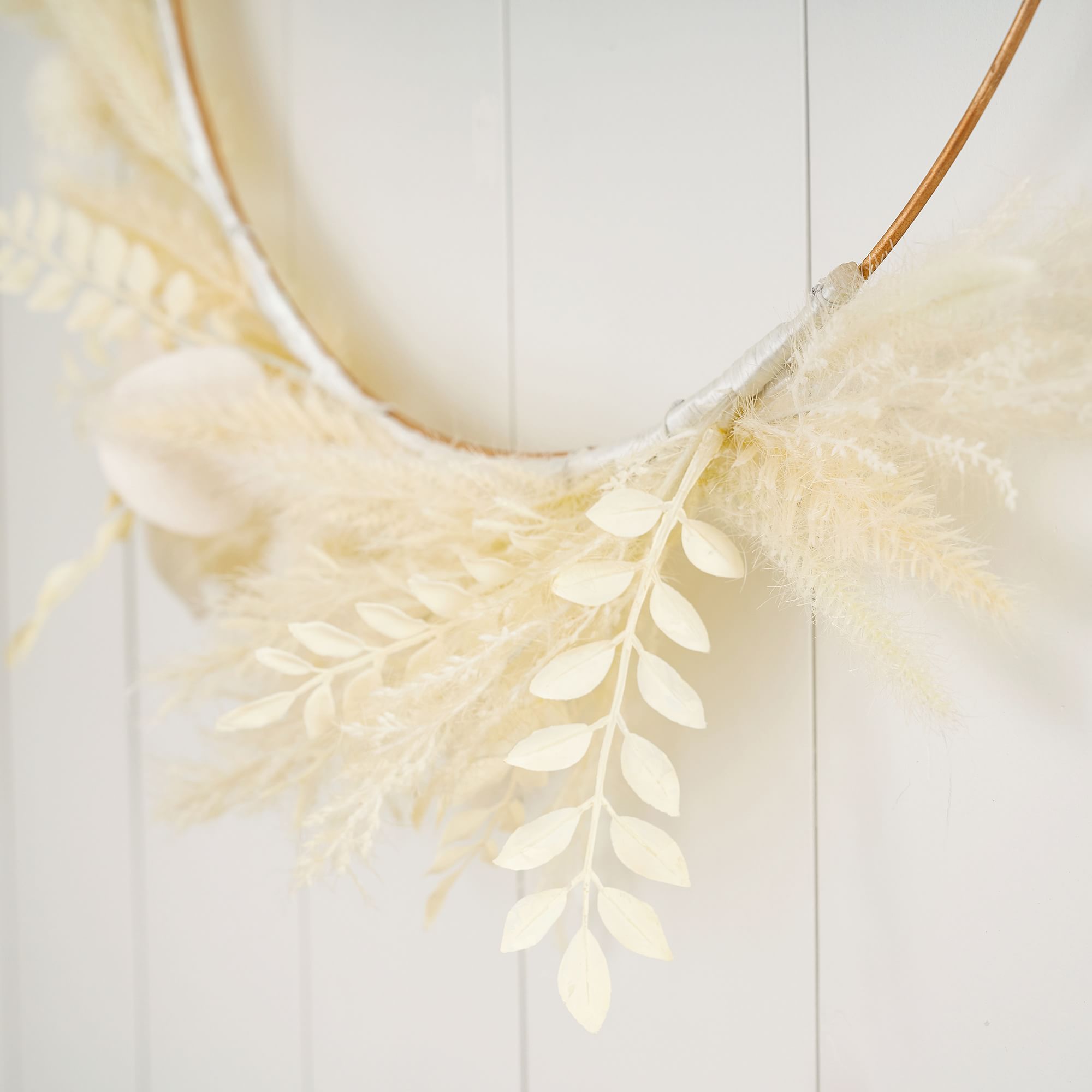 Dried Pampas Wreath- Natural thumbnail 2