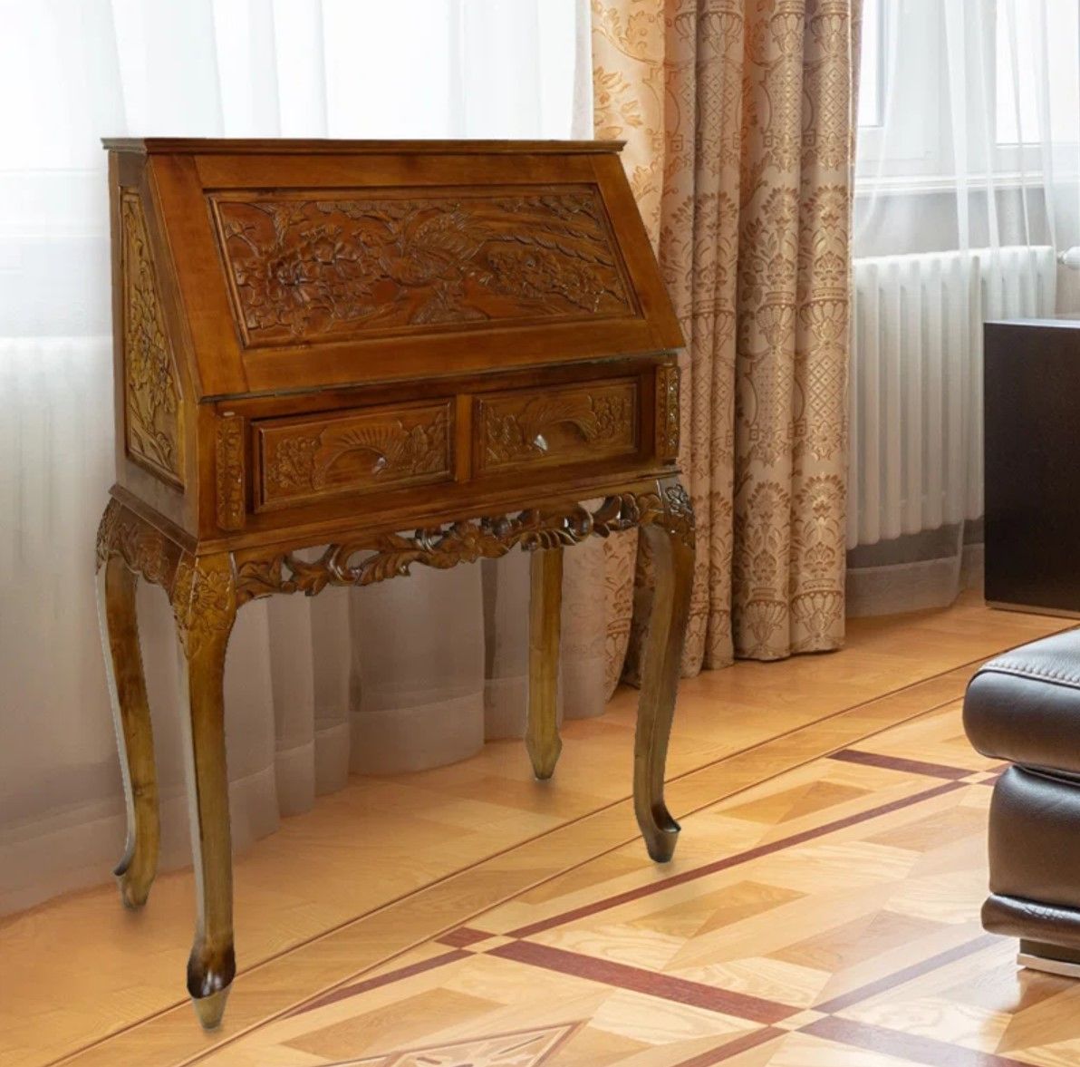 Tavernia Desk thumbnail 2