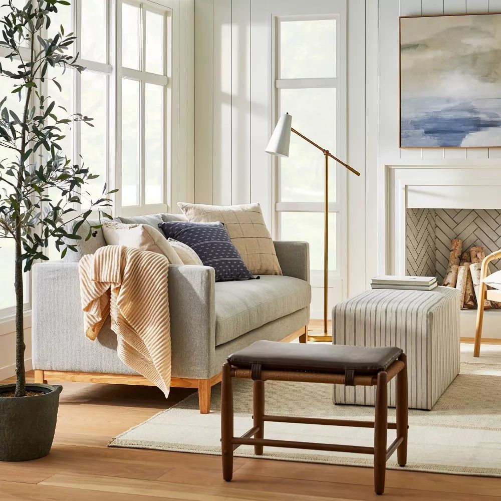 Woodland Hills Wood Base Sofa thumbnail 2