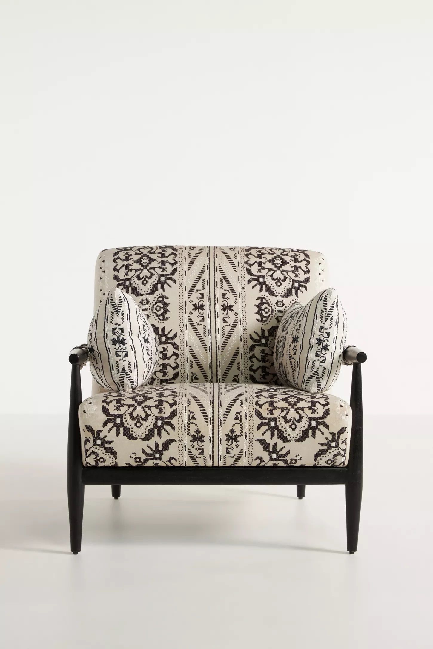 Embroidered Fanny Kershaw Chair thumbnail 2
