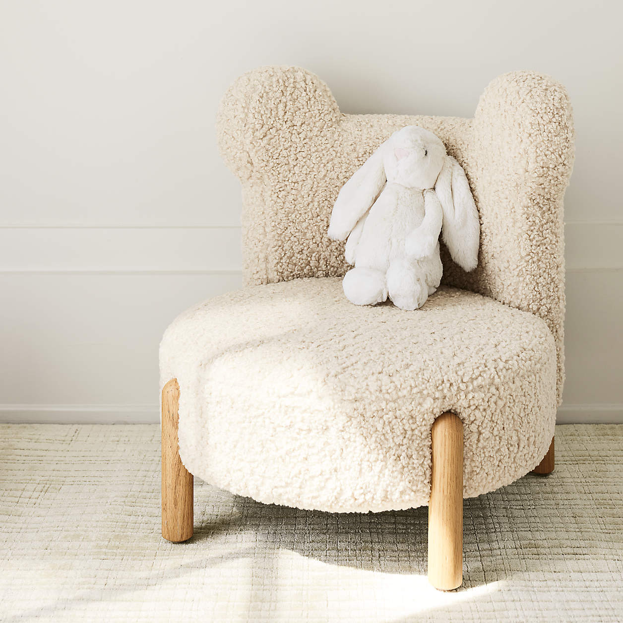 Sherpa Cream White Bear Kids Play Chair thumbnail 2