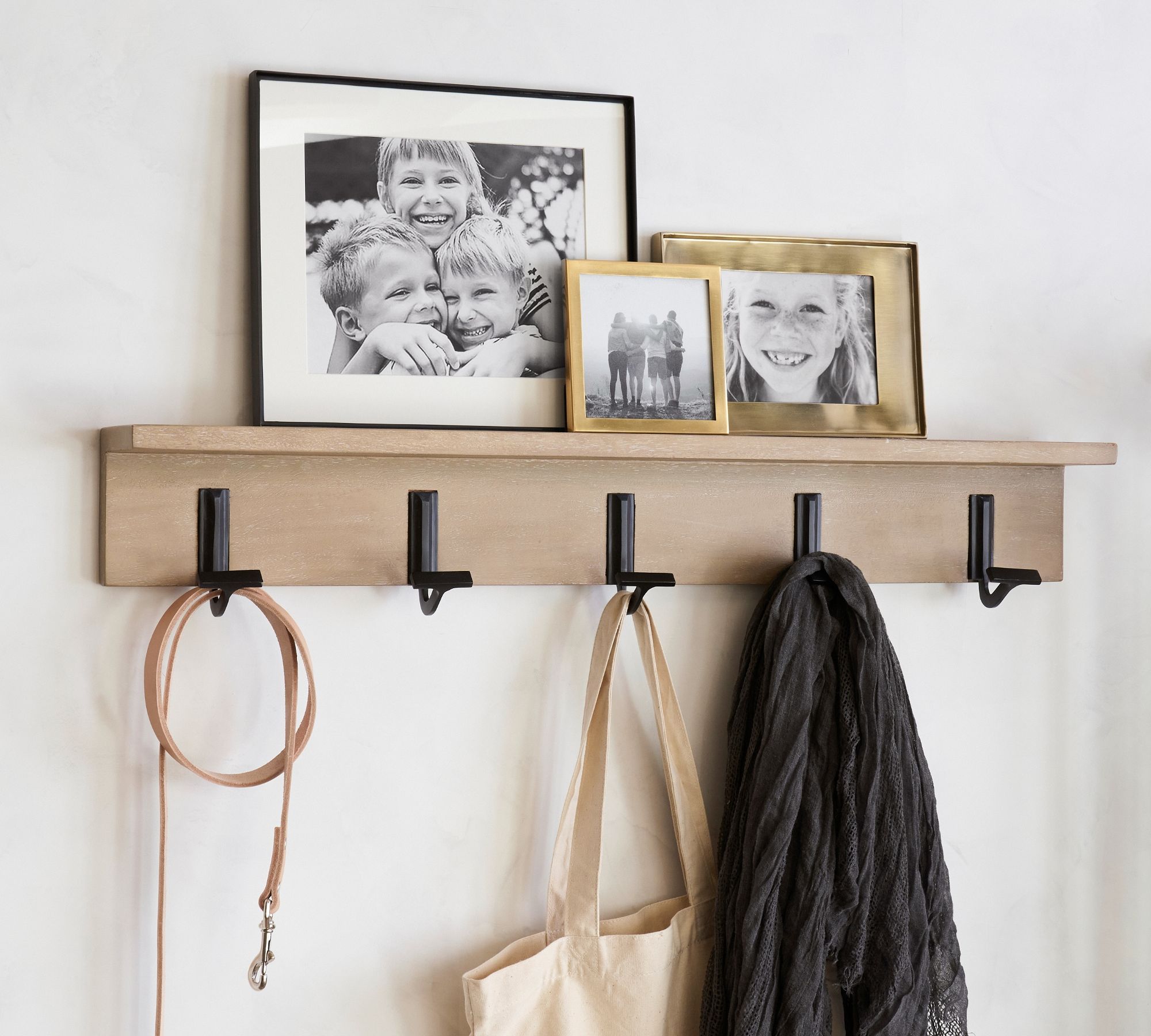 Modern Farmhouse Row of Hooks thumbnail 2