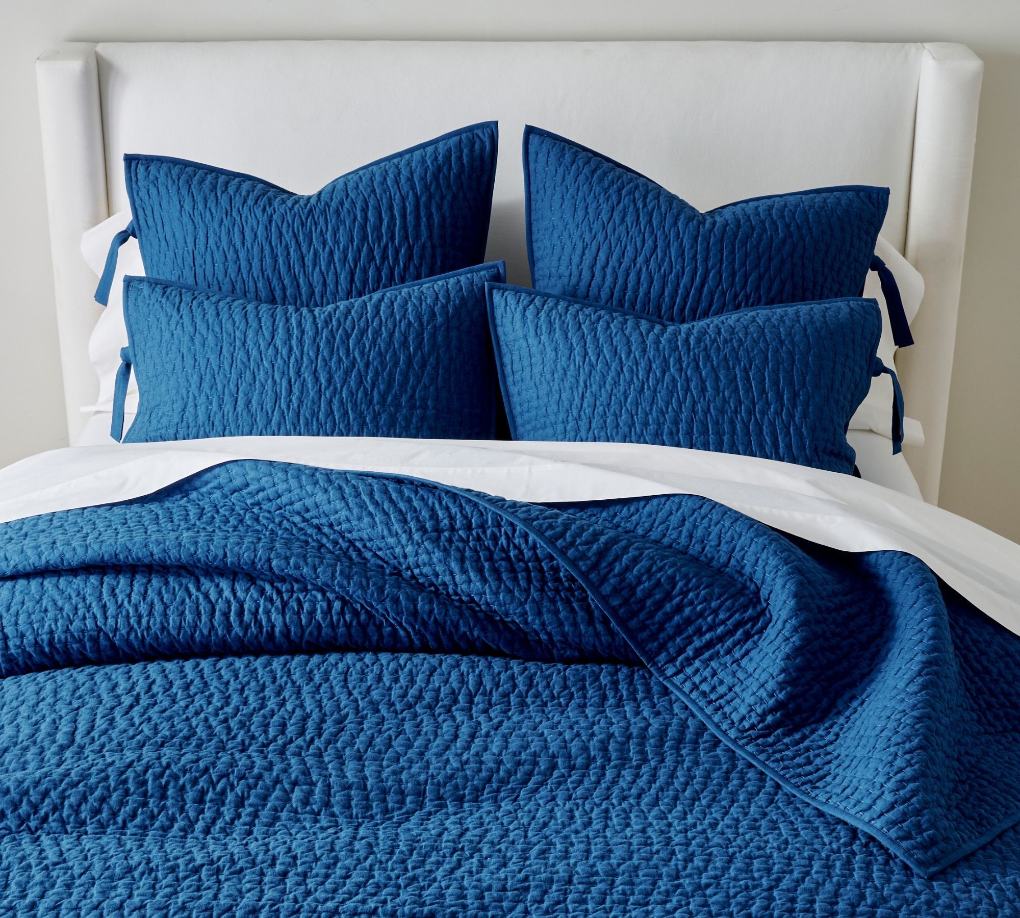 Pick-Stitch Handcrafted Cotton Linen Quilt thumbnail 3