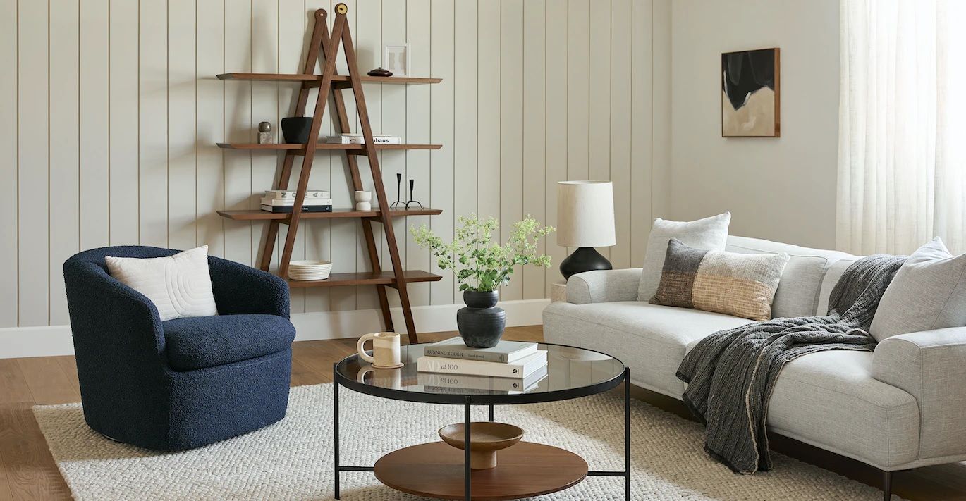 Turoy Catalina Blue Boucle Swivel Chair thumbnail 2