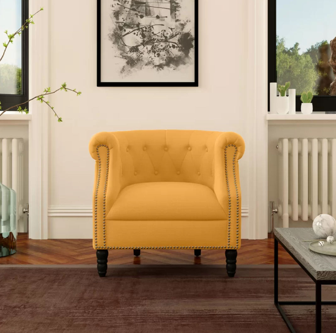 Huntingdon Upholstered Chesterfield Chair thumbnail 2