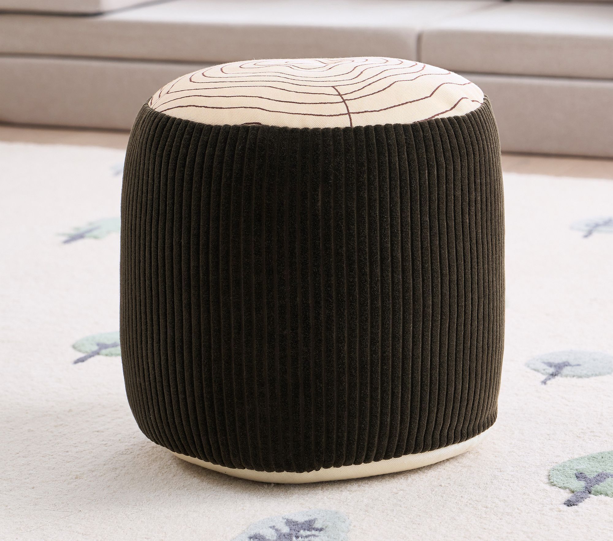 Tree Stump Pouf thumbnail 3