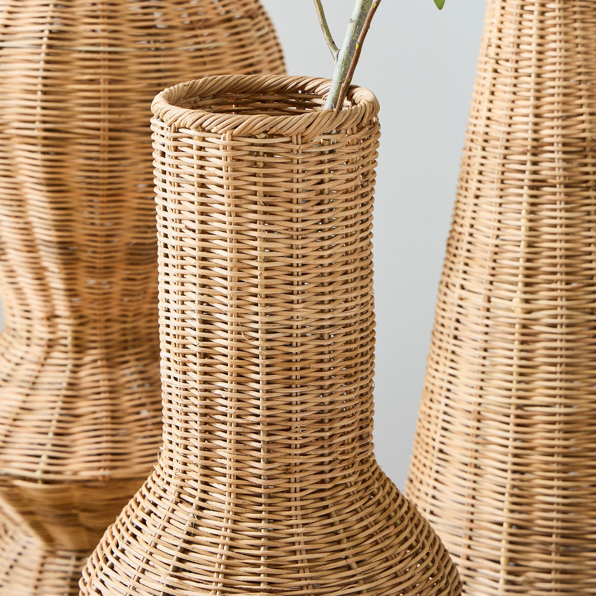 Woven Wicker Floor Vases-Medium thumbnail 4