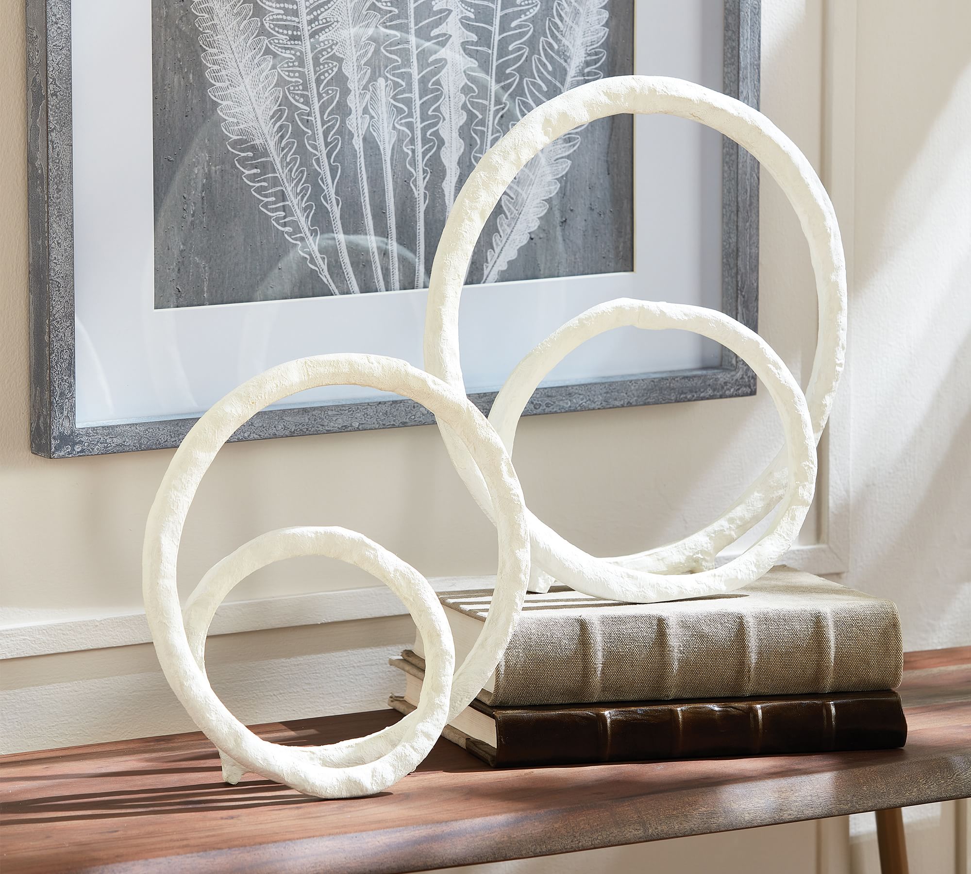 Elisa White Sculptures-Small thumbnail 2