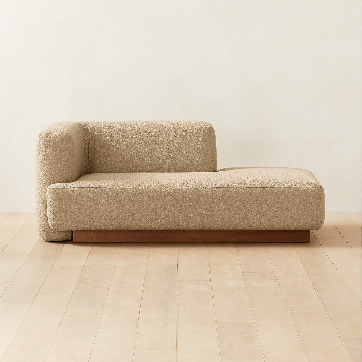 TERRAIN CAMEL BROWN BOUCLE DAYBED thumbnail 2