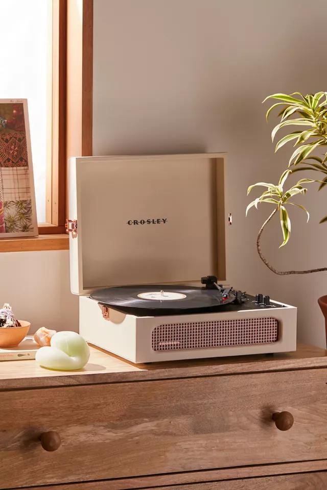 Crosley UO Exclusive Cream Rose Gold Voyager Bluetooth Record Player thumbnail 2