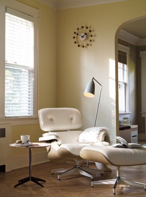 Eames Lounge Chair thumbnail 3