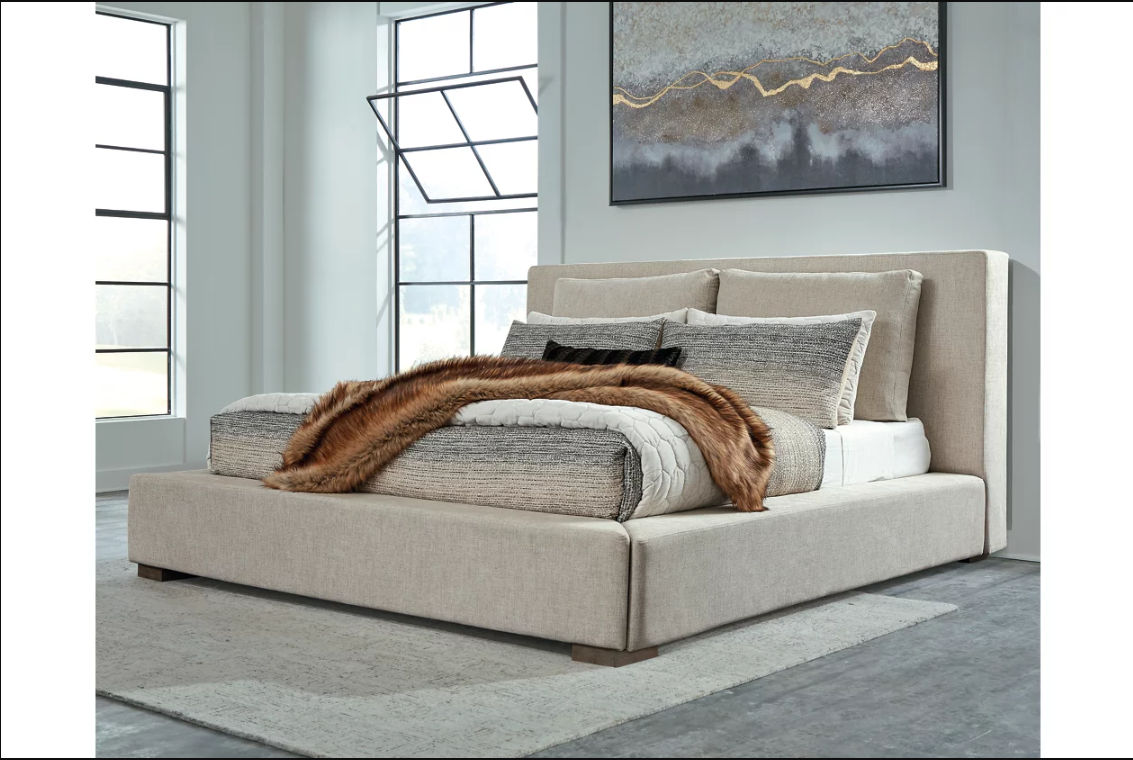 Langford Queen Upholstered Bed thumbnail 2