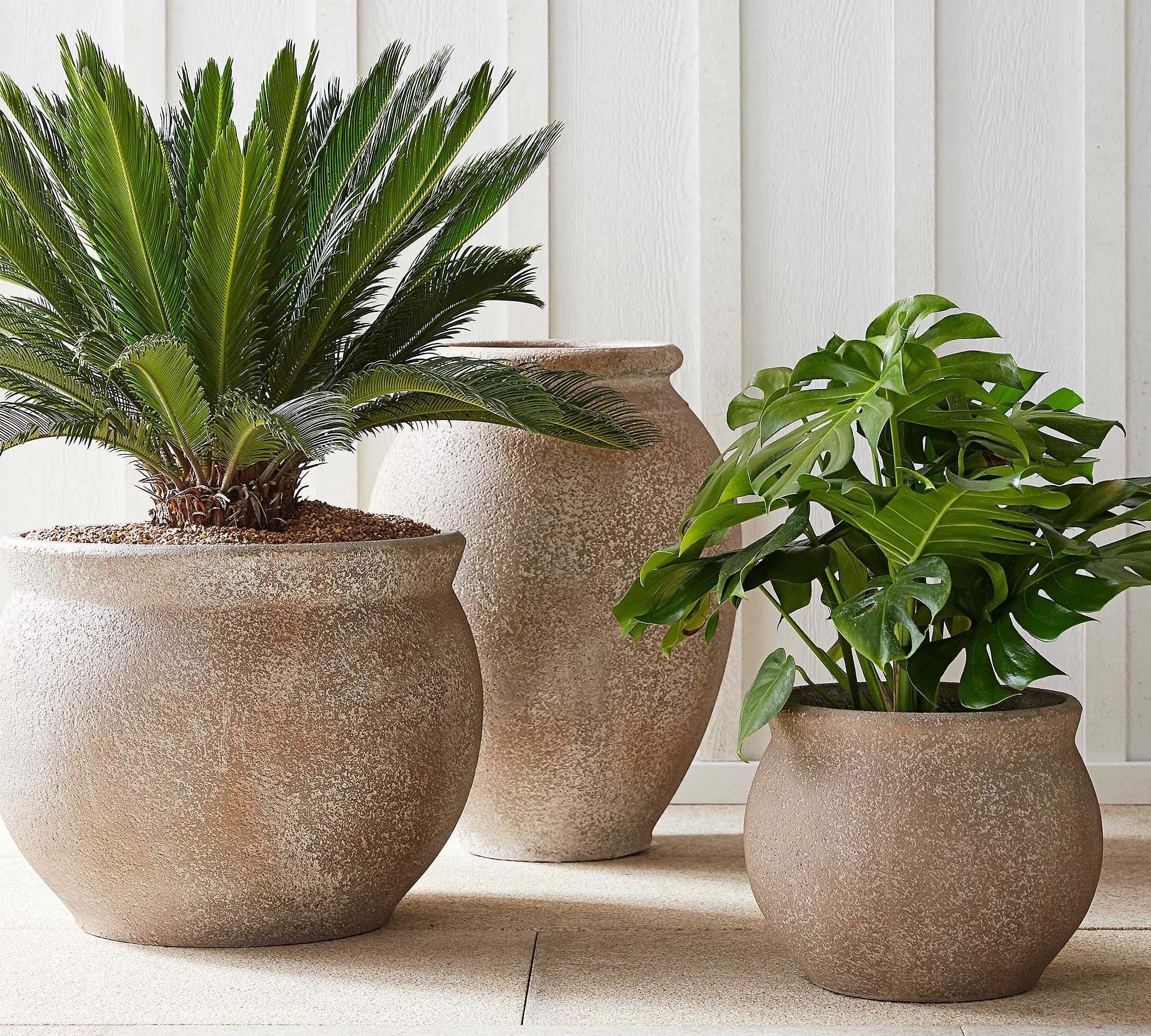 Azina Outdoor Planters thumbnail 2