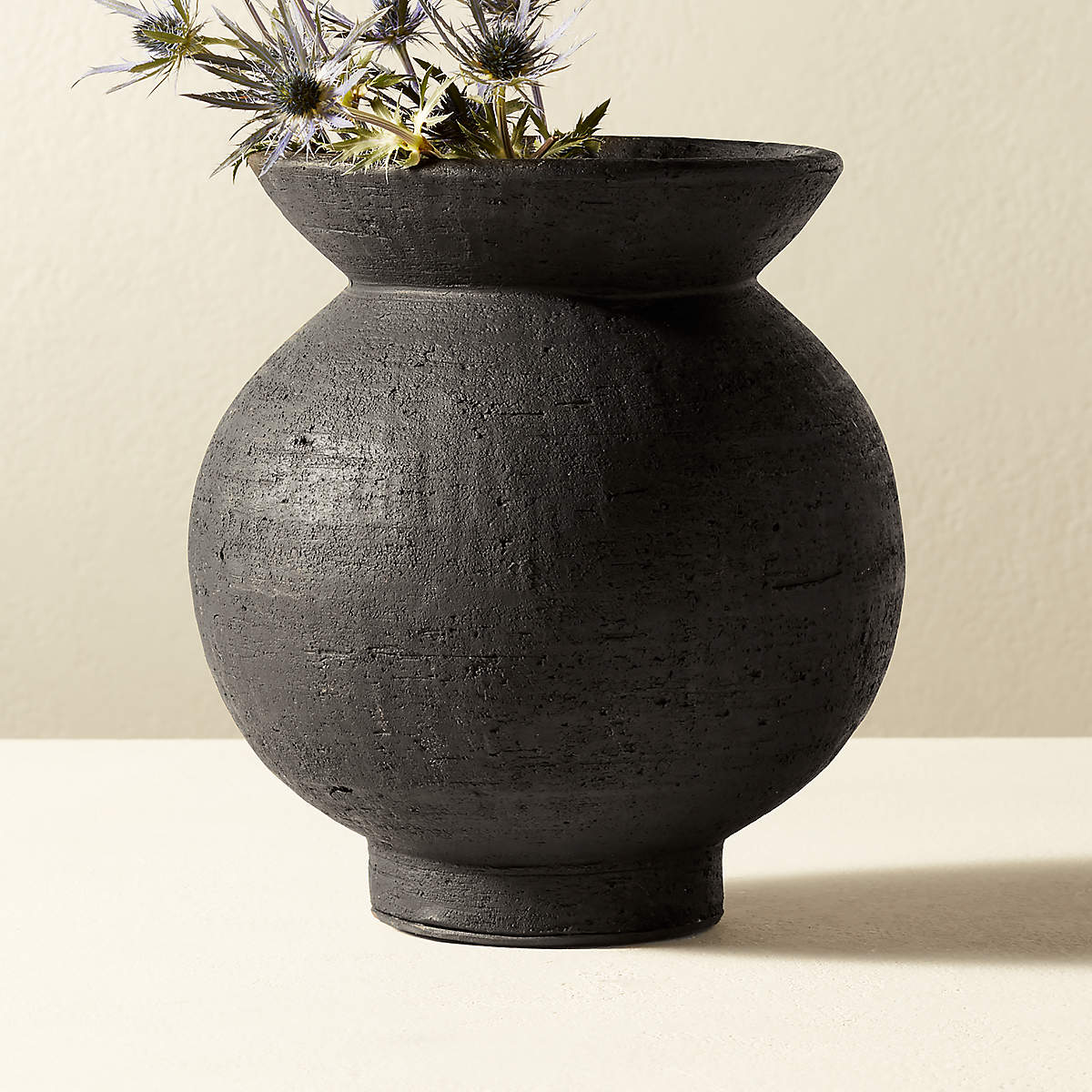 VICTORIA BLACK TERRACOTTA VASE thumbnail 2