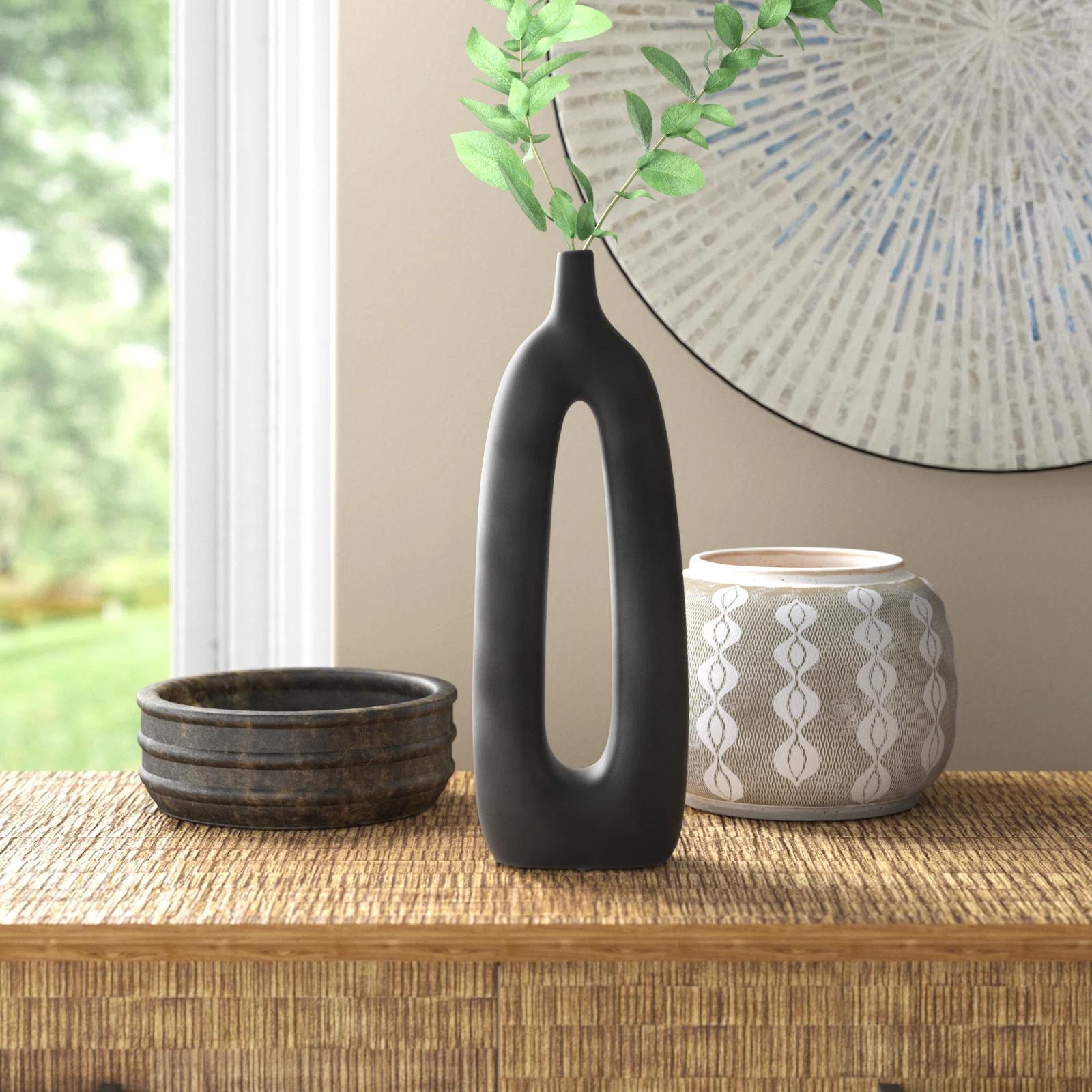 Pemberwick Contemporary Ceramic Vase thumbnail 2