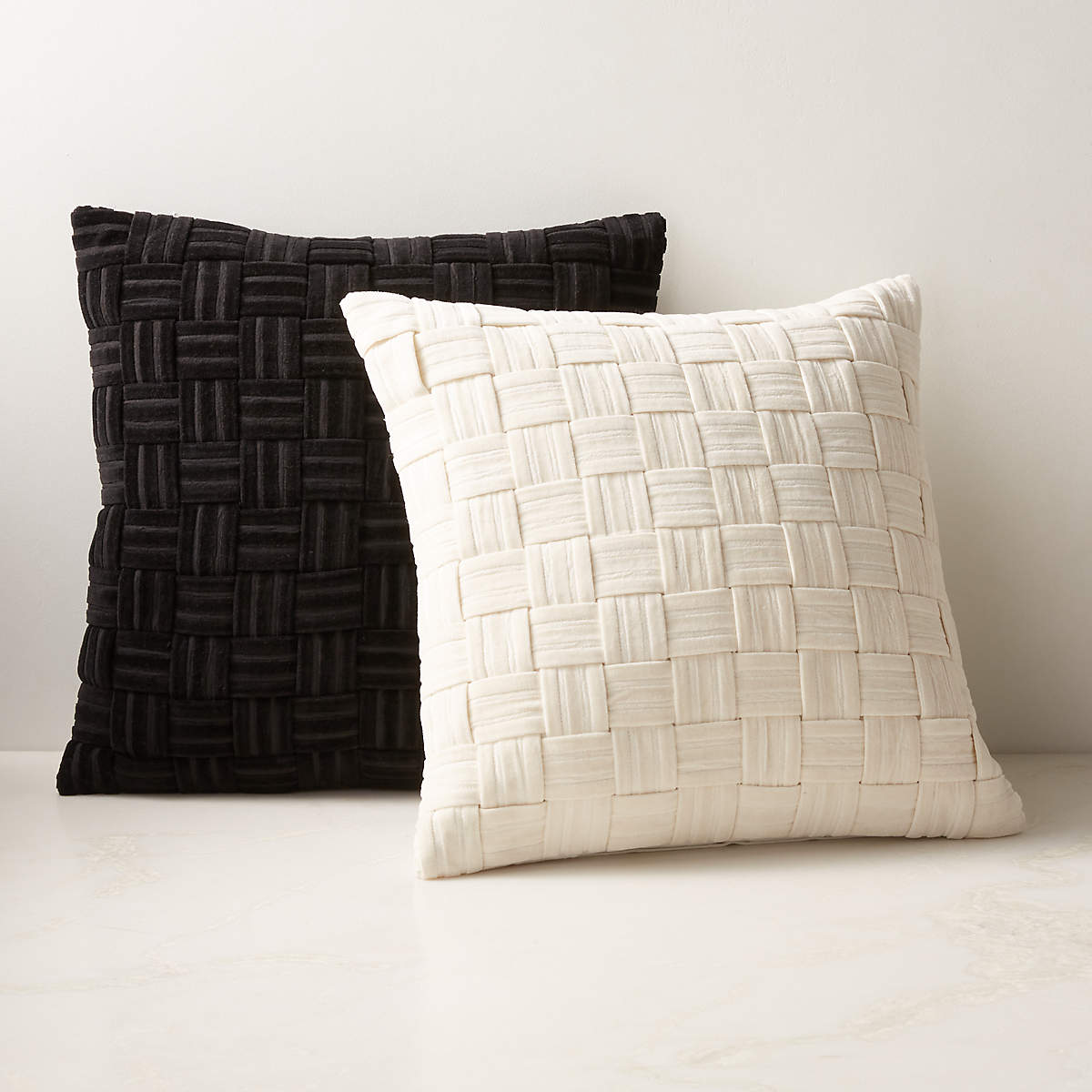 Akemi Woven Warm White Velvet Throw Pillow 18" thumbnail 2