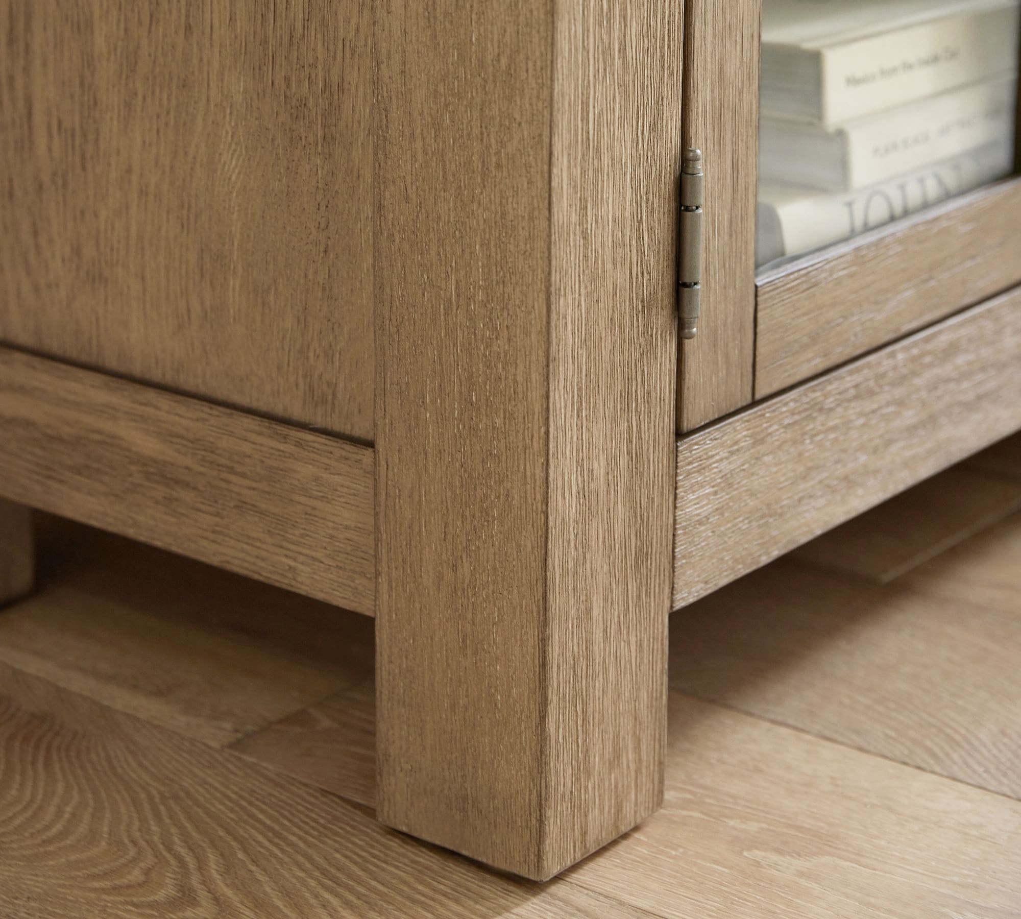 Toscana Media Console thumbnail 6
