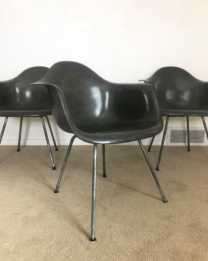 Early Herman Miller Eames Zenith rope edge arm shell chair thumbnail 3