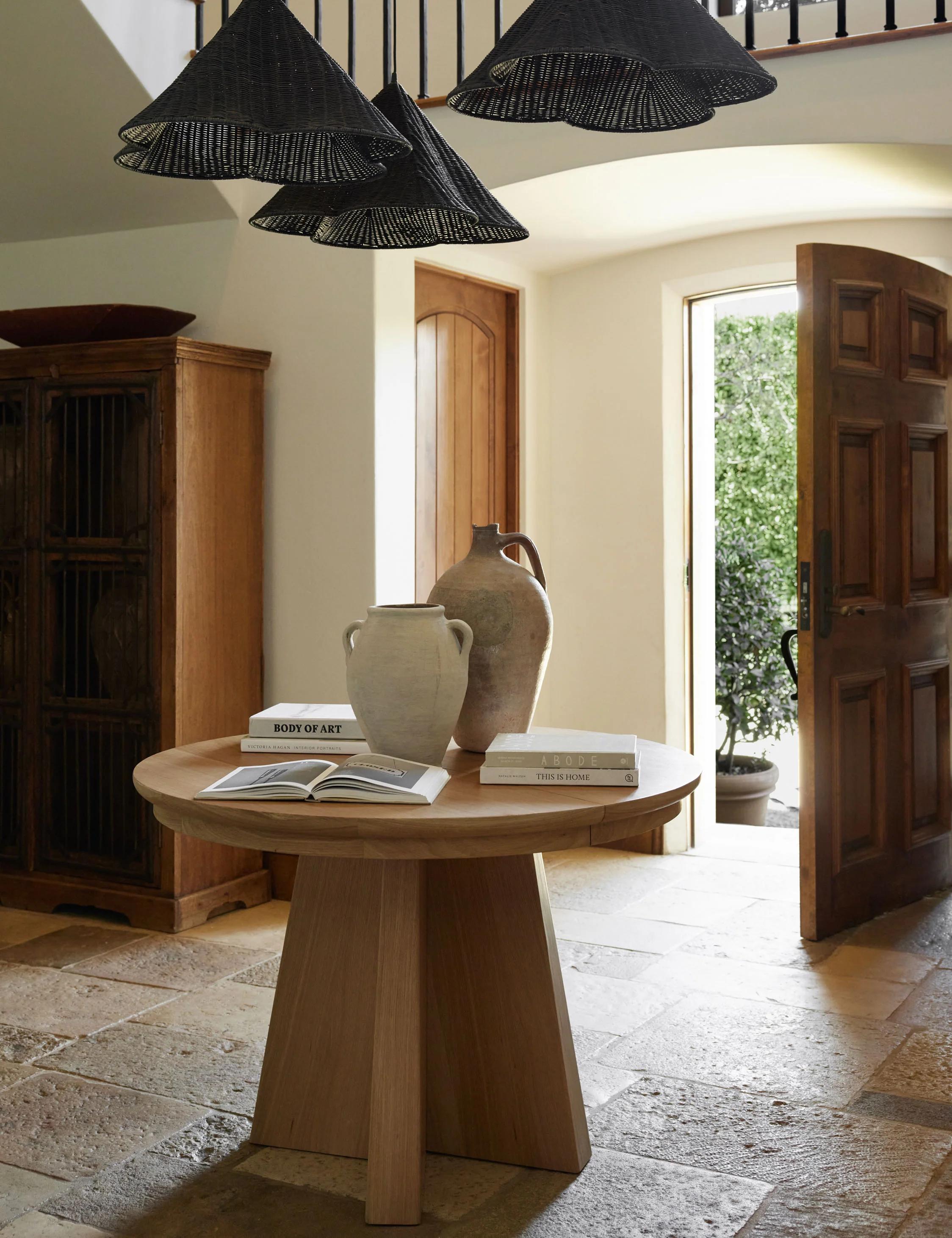 Nycola Extendable Oval Dining Table thumbnail 4