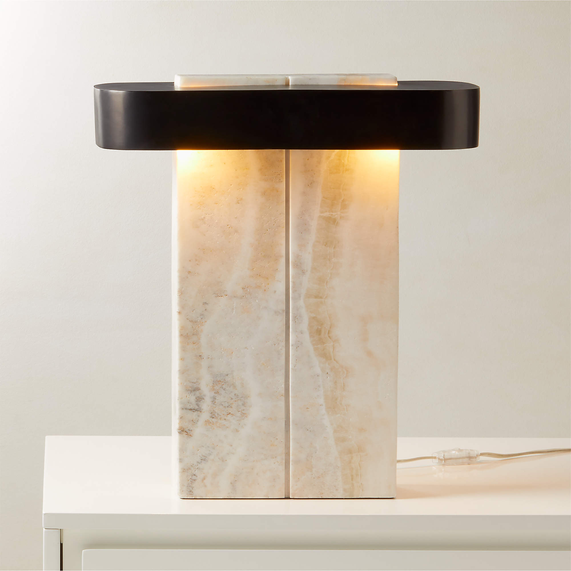 Lastra White Onyx Table Lamp thumbnail 3