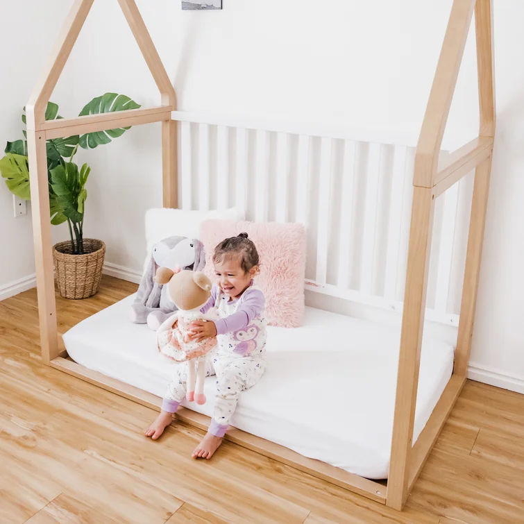 Orchard 5-in-1 Convertible Crib thumbnail 3