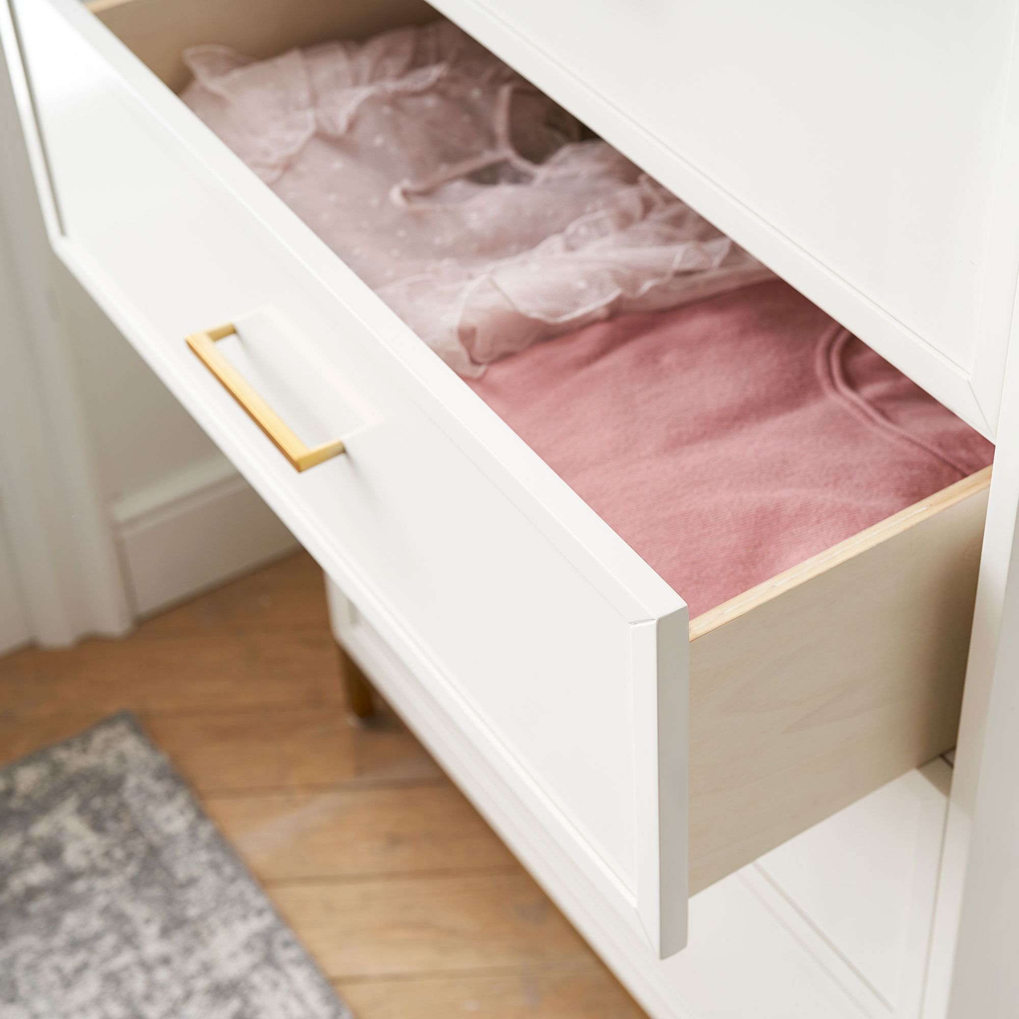 Blaire Chest of Drawers thumbnail 3