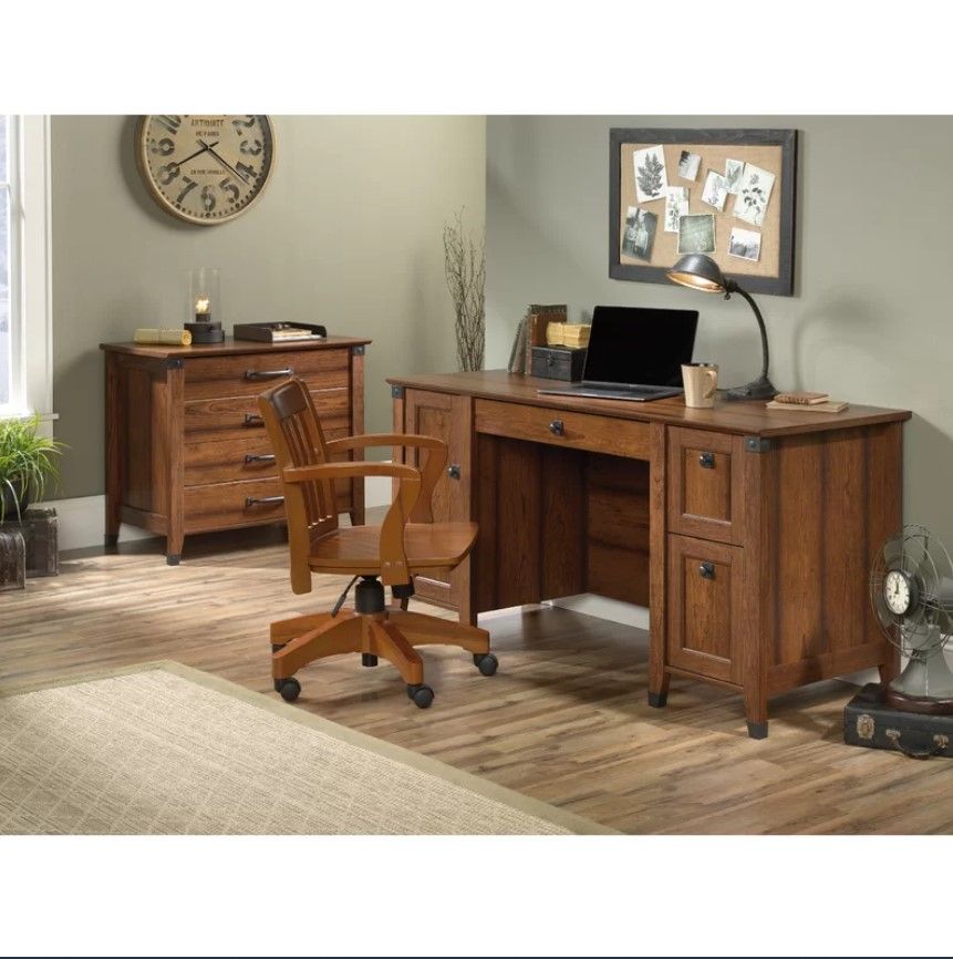 Jonassaint Desk thumbnail 2